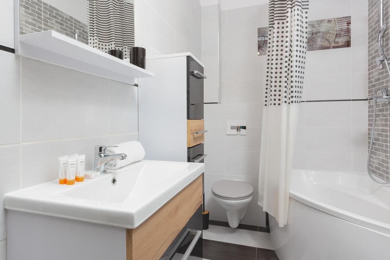 Apartment Na Zakolu Wisly By Noclegi Renters Cracovia Exterior foto